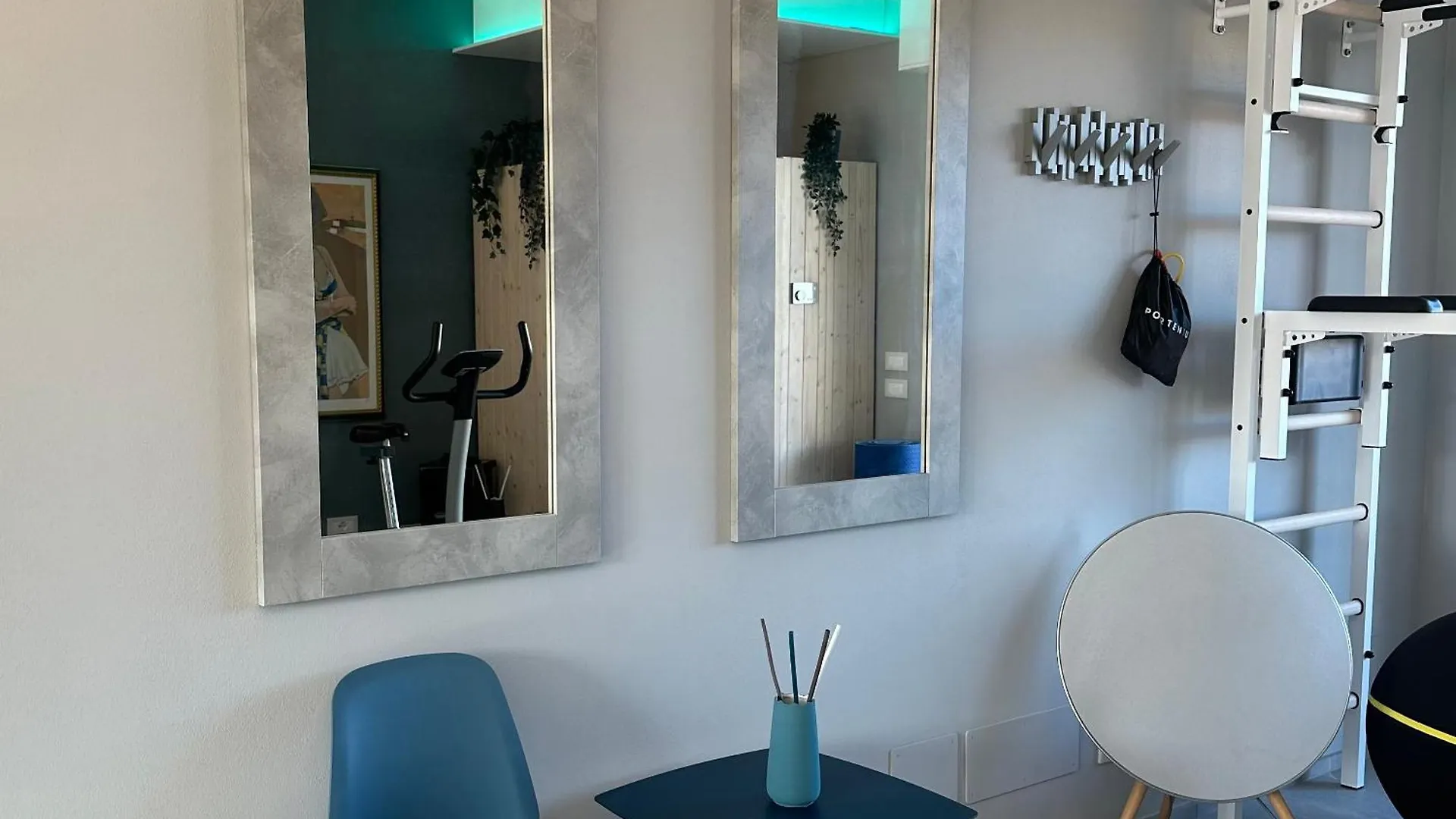 Olivia Rooms Sauna & Gym Forlì 0*,  Italia